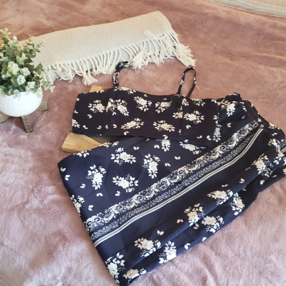 House of Harlow 1960 Black and White Floral Jumpsuit